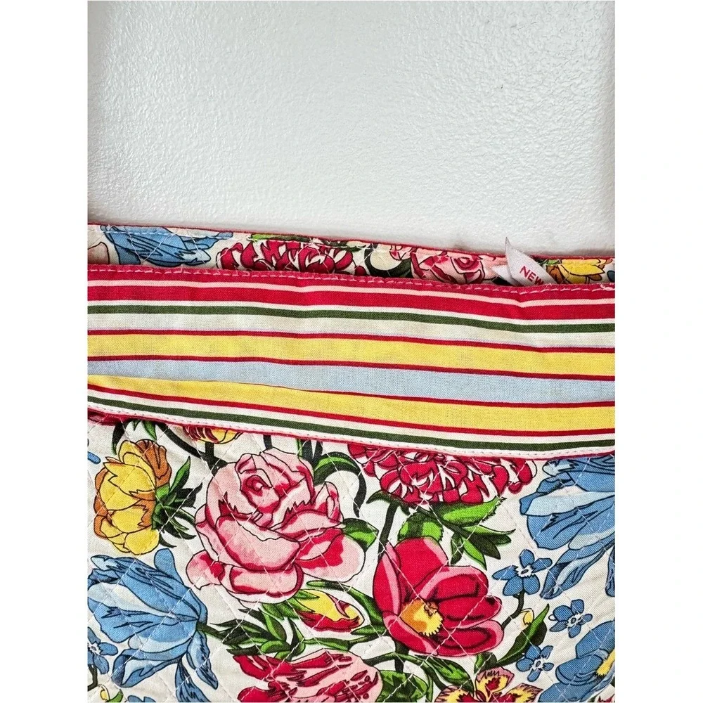 Womens Floral Crossbody Bag Purse Bohemian Cottage Prairie Quilted